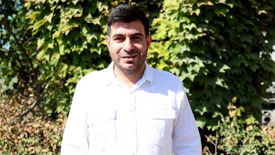 Adana’da Betonun İçinde Yeşil Mucize! Metro Geçidi Sarmaşıklara Büründü 4